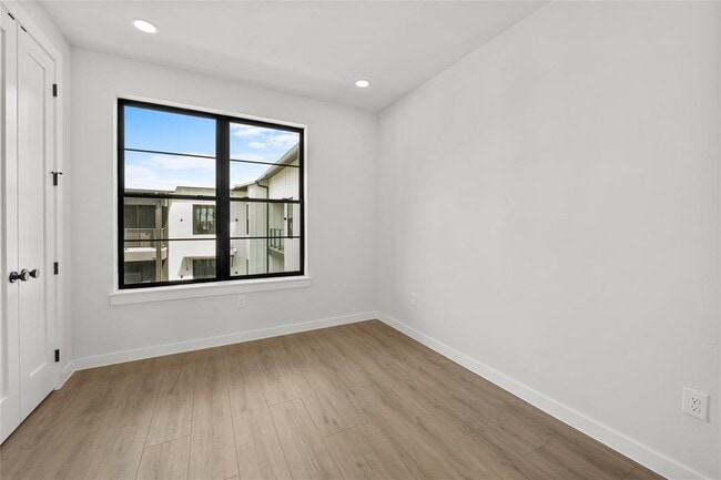 Building Photo - 630 Central Pkwy