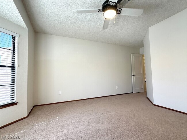 Building Photo - 3128 Donnegal Bay Dr