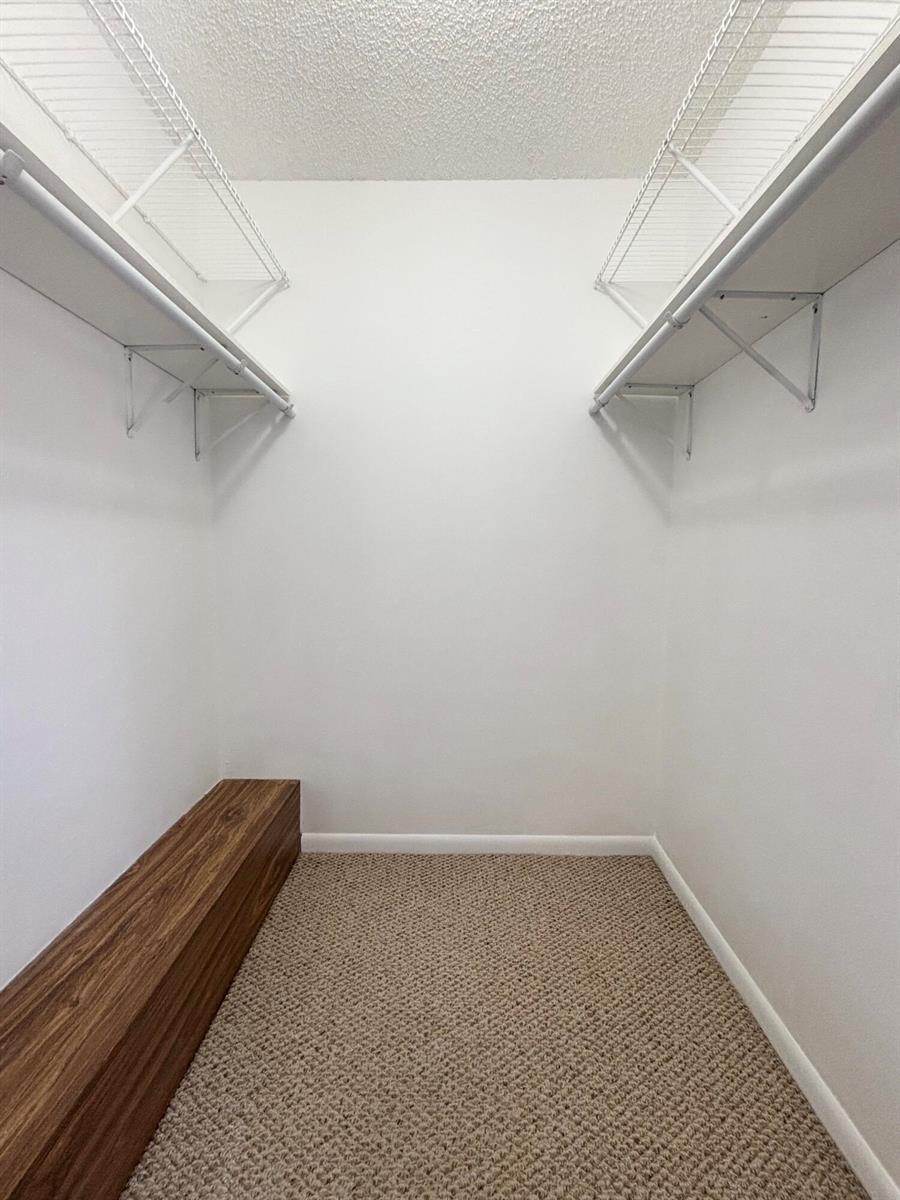 Building Photo - 1402 14th Way