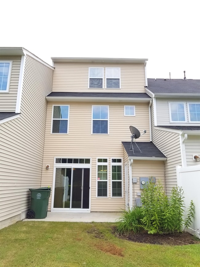 Building Photo - 506 Berry Chase Way