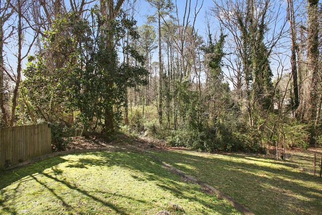 Building Photo - Price Improvement!!!! CLOSE TO SPELMAN, CL...