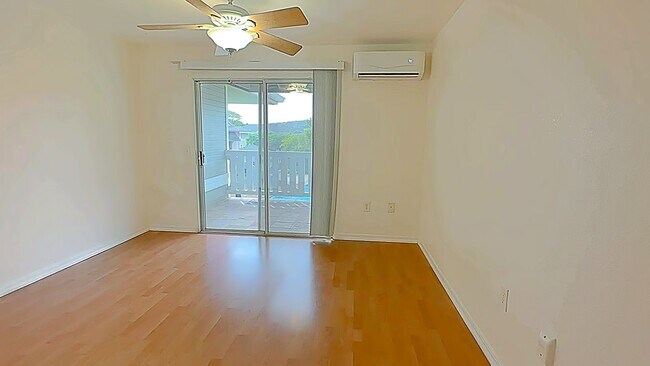 Large Bedroom with Balcony Access and Split AC - 91-1058 Kekuilani Loop