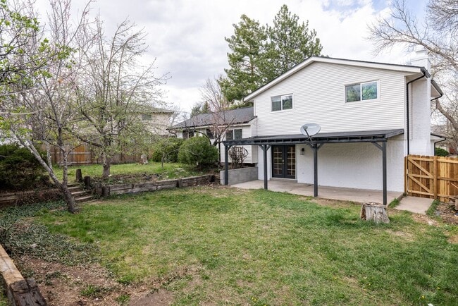 Building Photo - 6472 W Brittany Pl