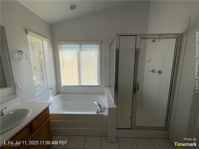 Building Photo - 4848 La Cumbre Dr