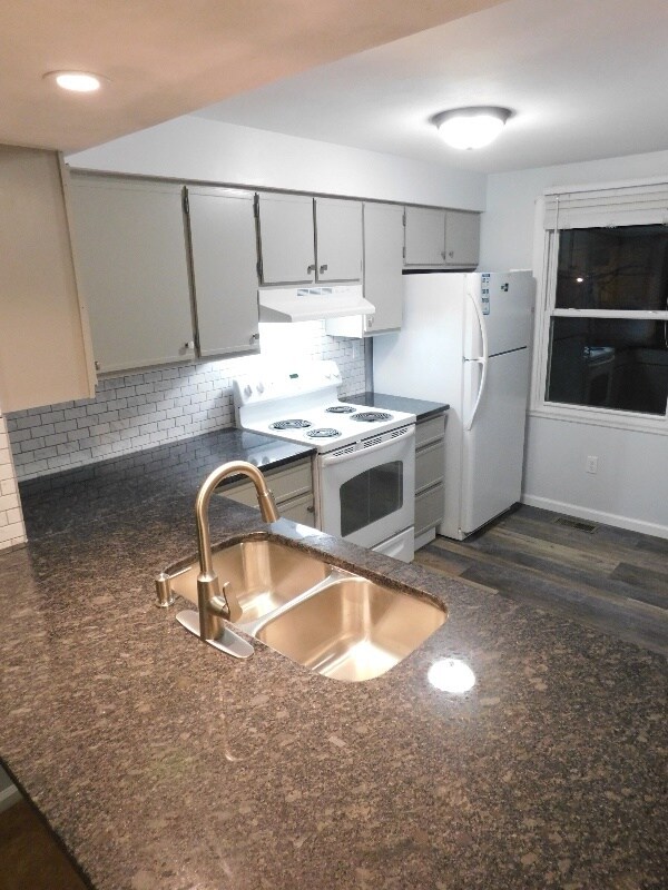 Building Photo - 4387 Heritage Dr