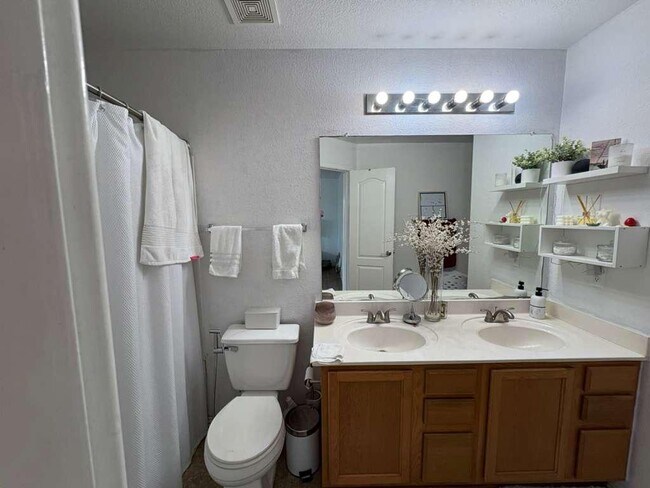 Building Photo - 7301 Derby Downs Dr