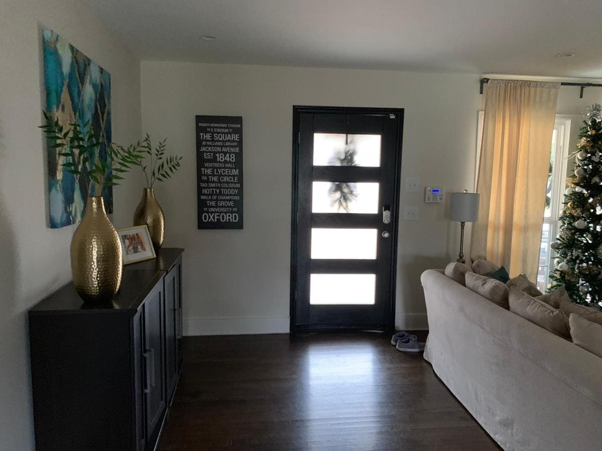 Building Photo - 5027 Wenonah Dr