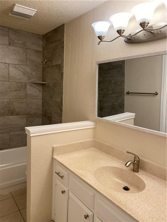 Building Photo - 1700 Rustlers Rd