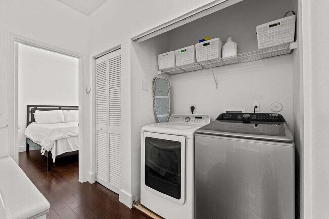 Building Photo - 2988 DC Country Club Boulevard