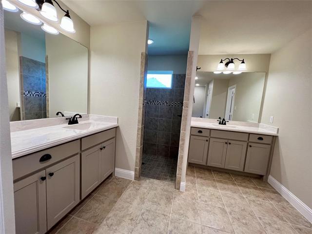 Building Photo - 4010 Bridle Path Ln