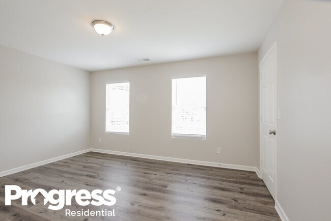 Building Photo - 4048 Catawba Creek Dr