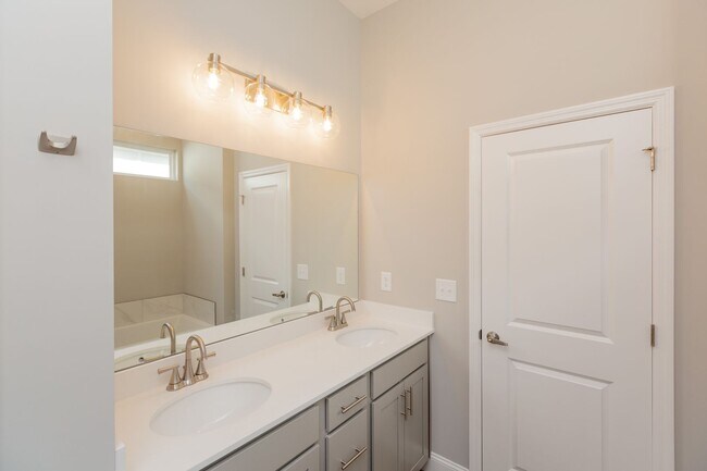 Building Photo - 4731 Stunner Ln