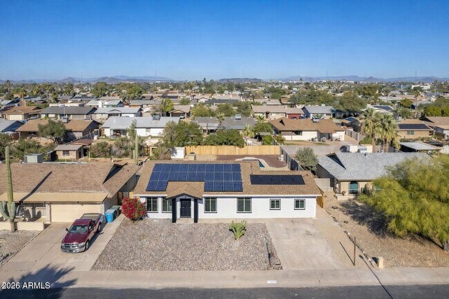 Building Photo - 2936 W Michelle Dr