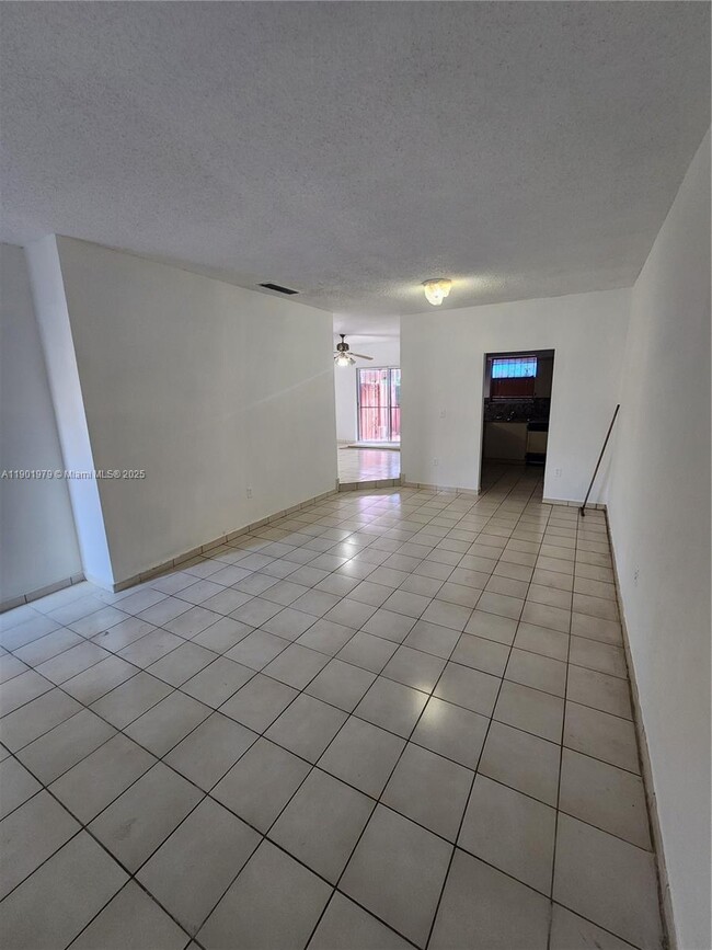 Building Photo - 4505 W 15th Ave