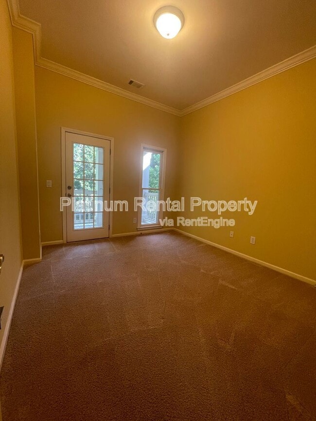 Building Photo - 1460 Wembley Ct NE