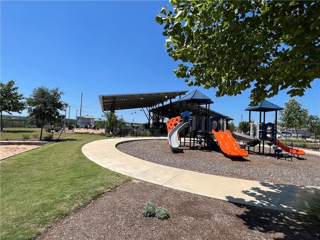 Building Photo - 208 Rollingwood Dr