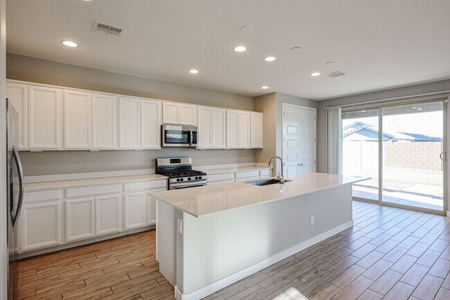 Building Photo - MOVE IN SPECIALS!! Recently Built Home in ...