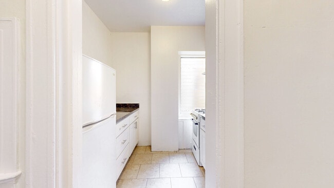 Building Photo - 429 Ellis St