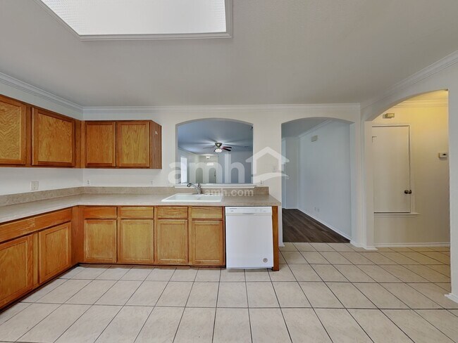 Building Photo - 602 Jessica Pl