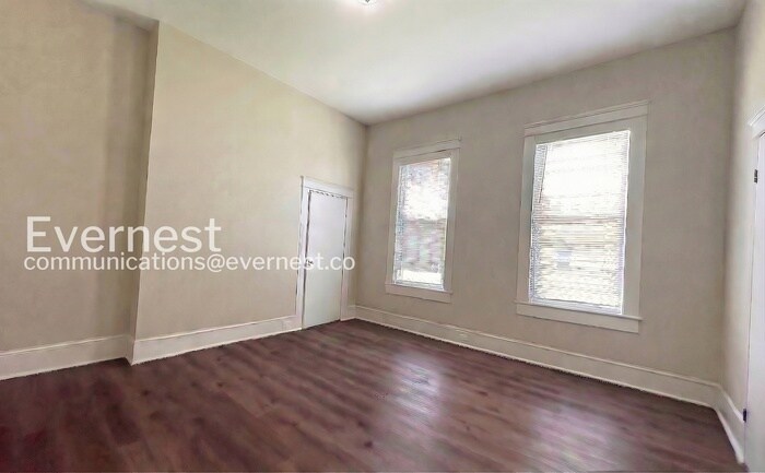 Building Photo - 2120 47th Place Ensley