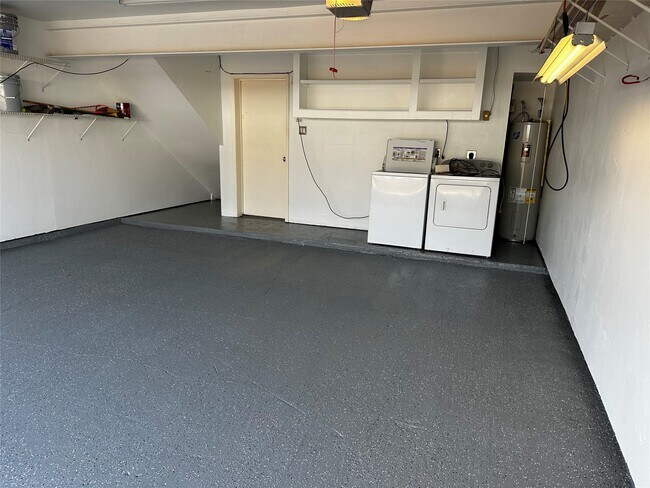 Building Photo - 4749 E NASA Pkwy