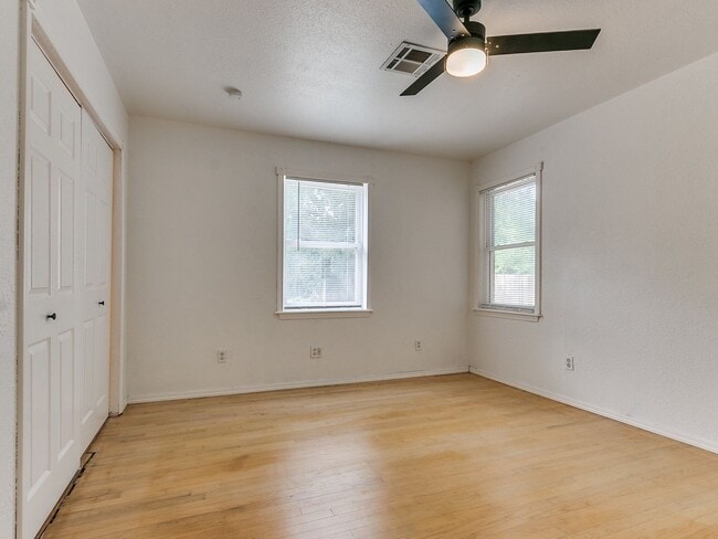 Building Photo - Charming 2 Bedroom Home in Oklahoma City