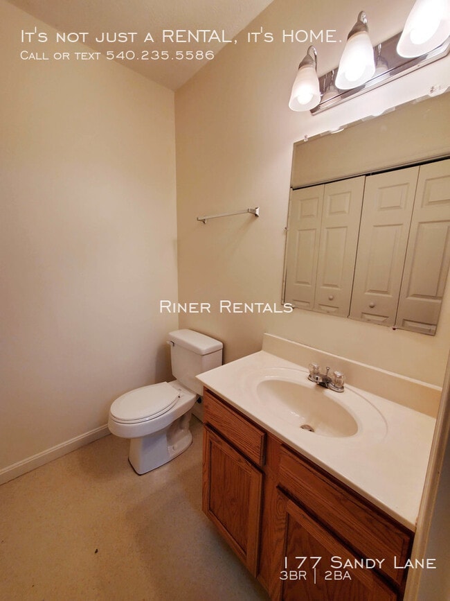 Building Photo - 177 Sandy Ln