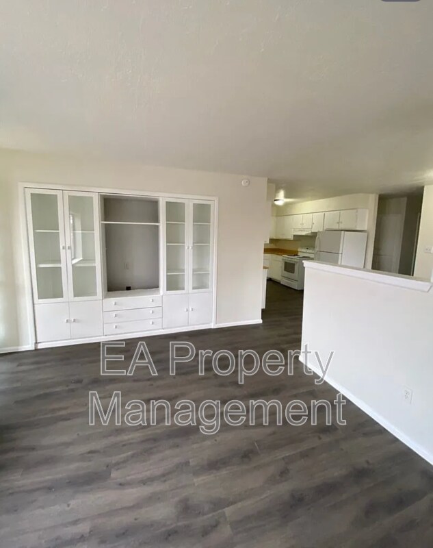 Building Photo - 12912 Marva Pl SE