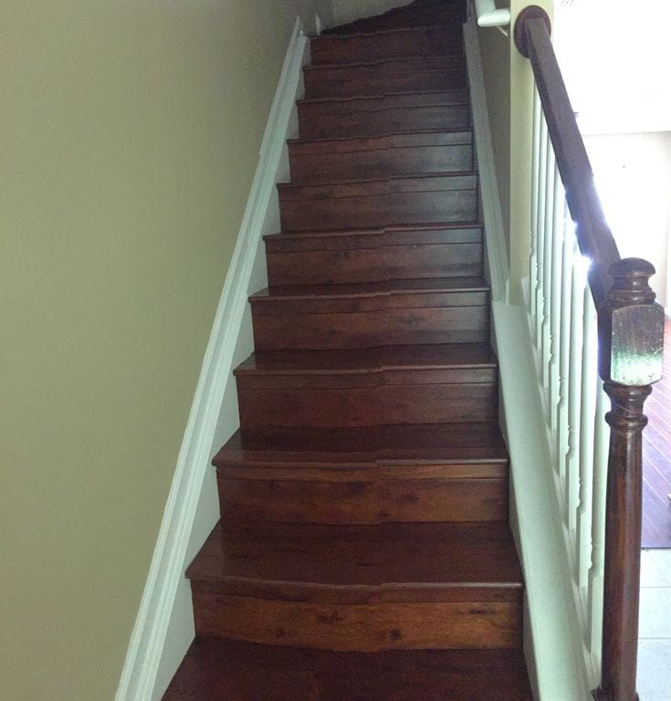 Stair - 8412 Thornbush Court