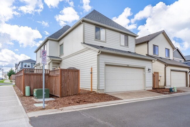 Building Photo - Bright & Beautiful Home in Bethany Creek Falls - 4 Bedroom/2.5 bath