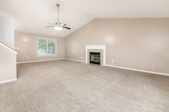 Building Photo - 8607 Clover Glade Dr