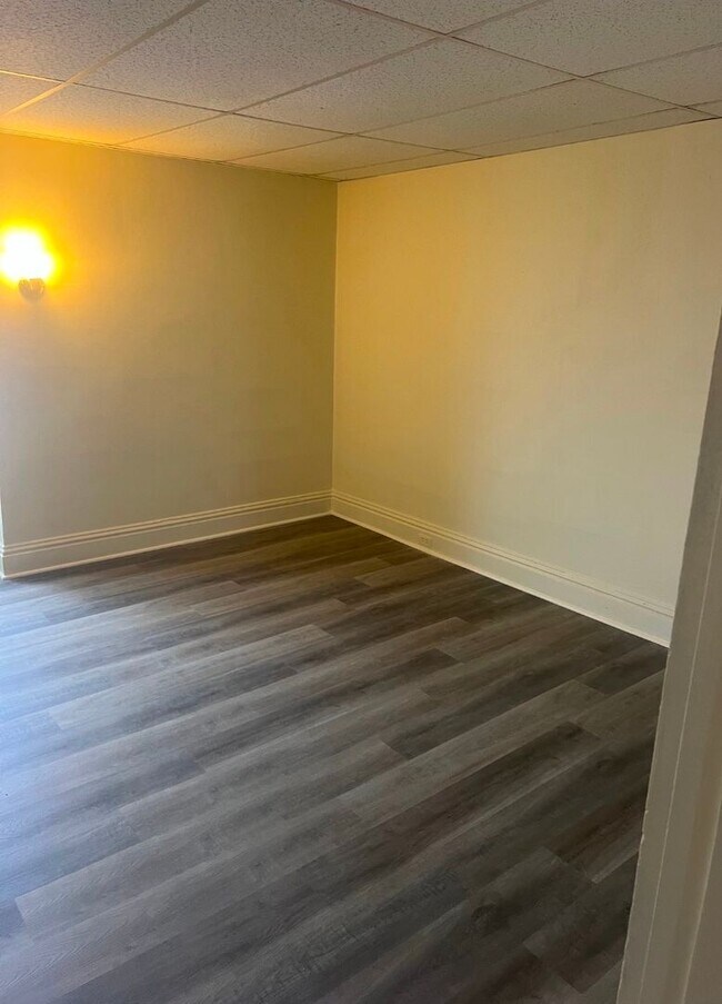 Building Photo - 652 Pennsylvania Ave