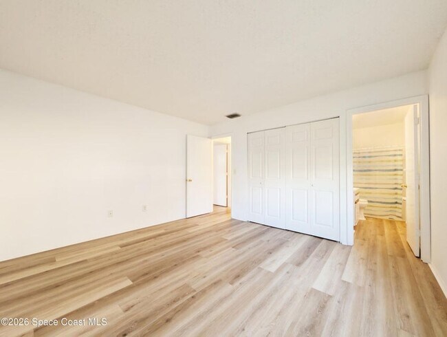 Building Photo - 6598 Bamboo Ave
