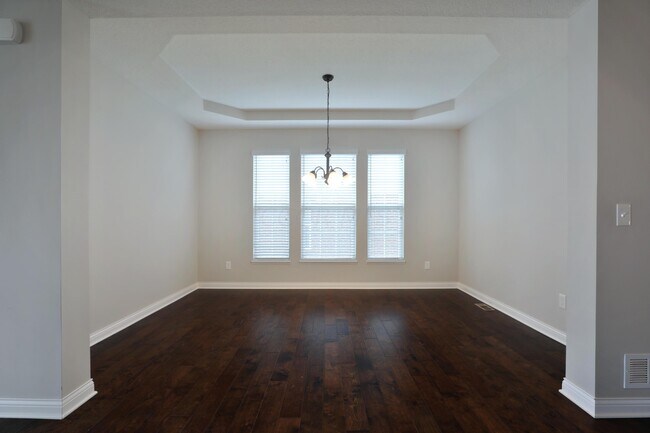Building Photo - 1412 Leesland Dr