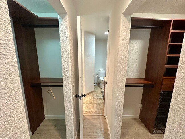 Building Photo - Stunning 4 Bedroom 3 Bathroom House with a...
