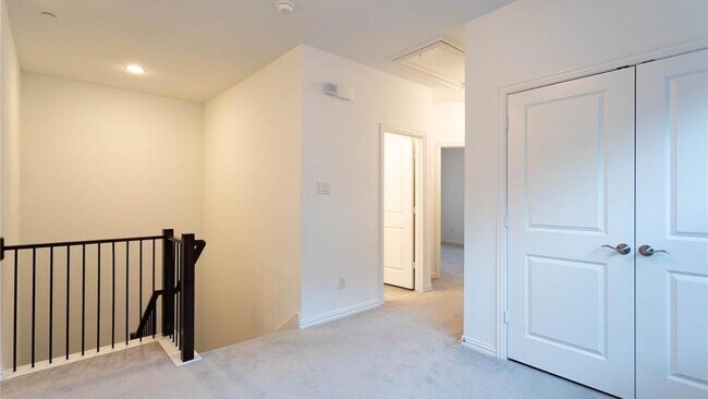 Building Photo - 7209 Huckleberry Dr