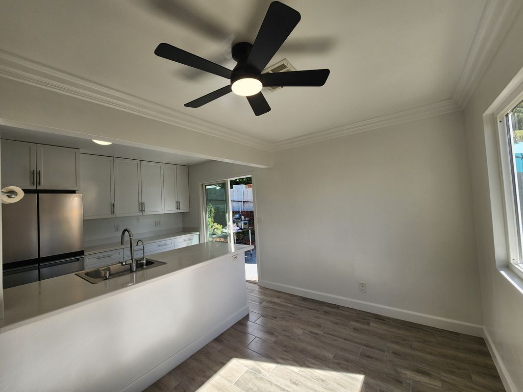 Building Photo - 2910 Lincoln Park Ave