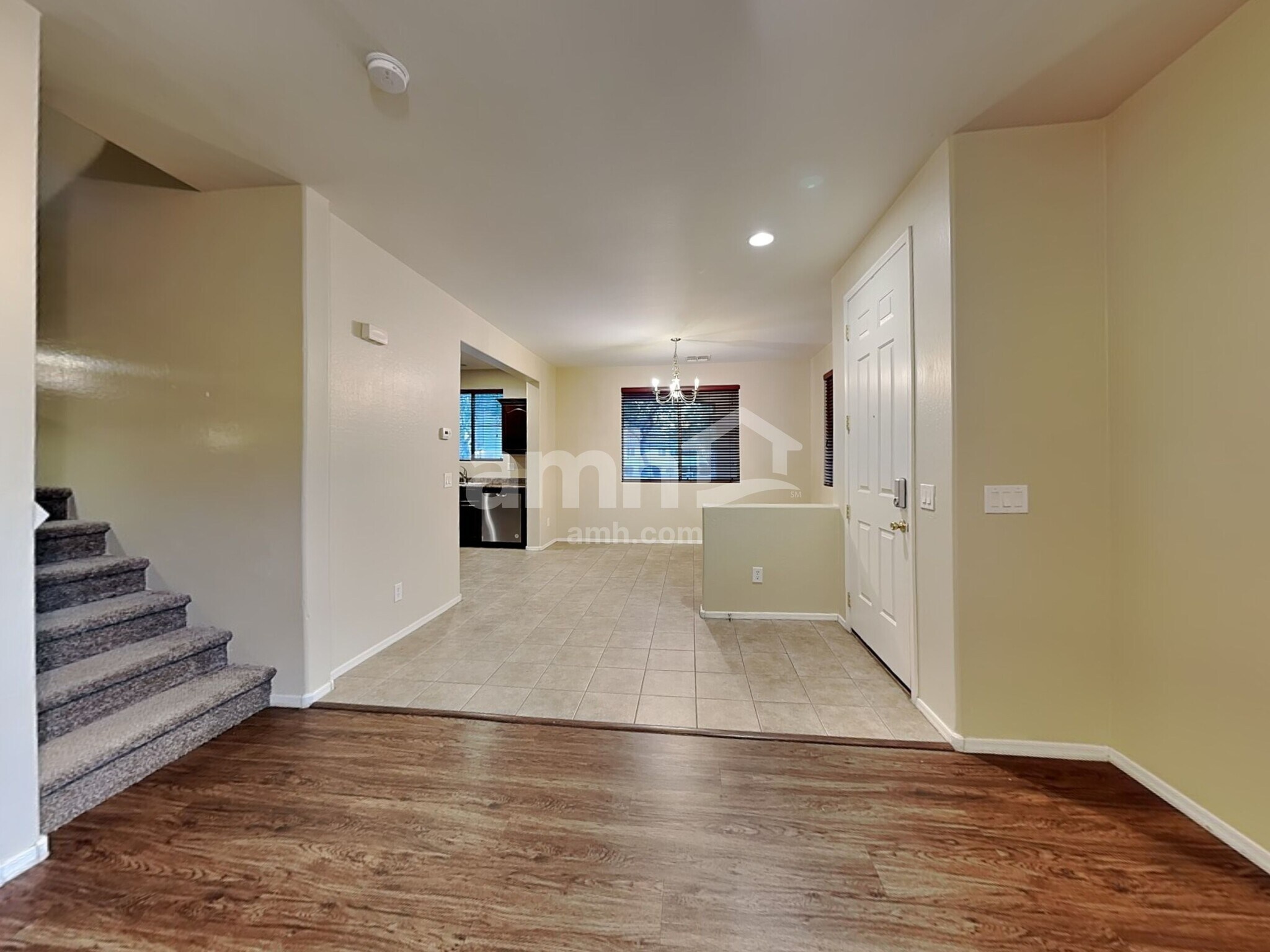 Building Photo - 3927 S Napa Ln