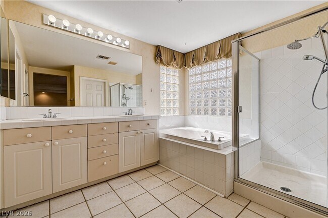 Building Photo - 2544 Kinnard Ave