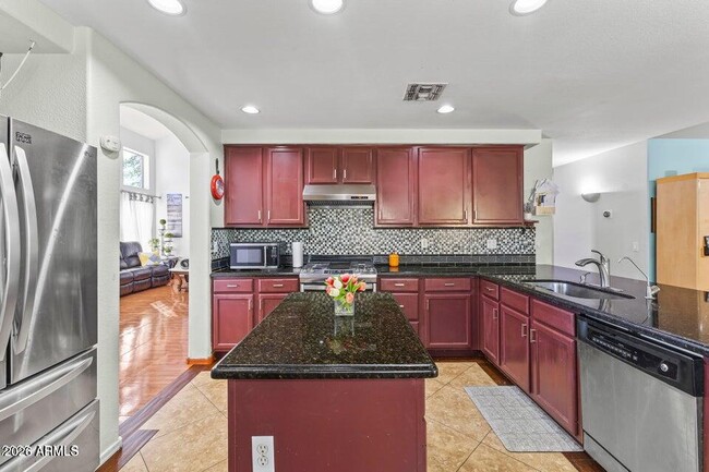 Building Photo - 1166 E Stottler Dr