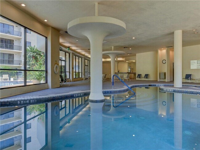 Building Photo - 40 N Interstate Hwy 35