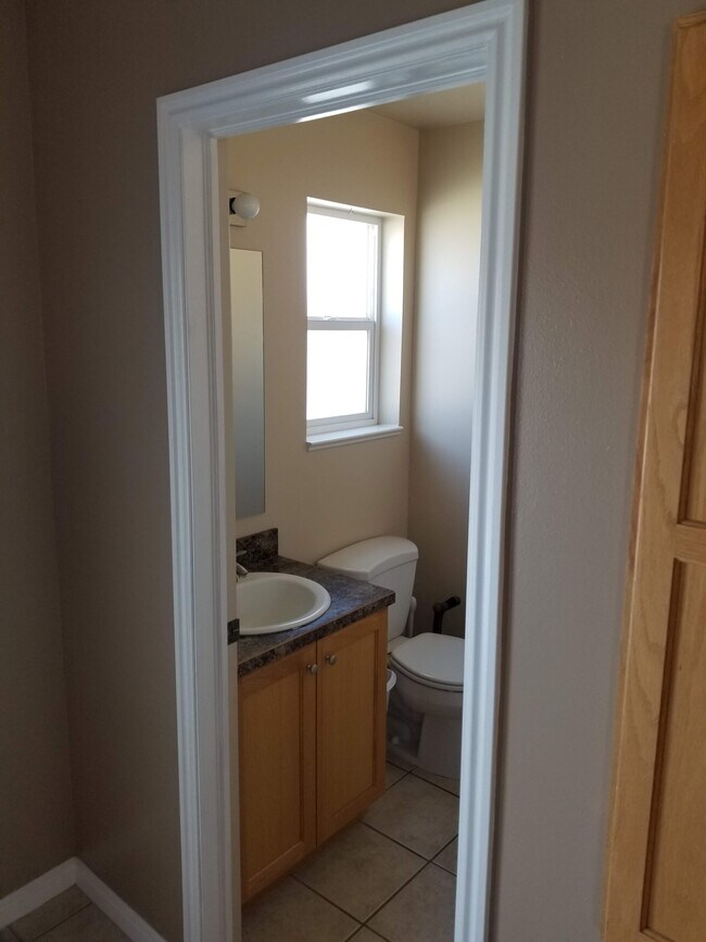 Building Photo - 550 Pheasant Ridge Dr