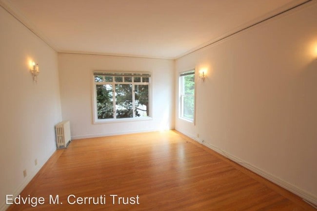 Building Photo - 3636 Scott St