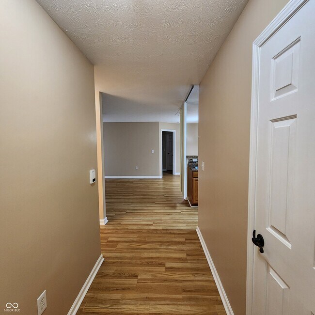 Building Photo - 232 Legends Creek Pl