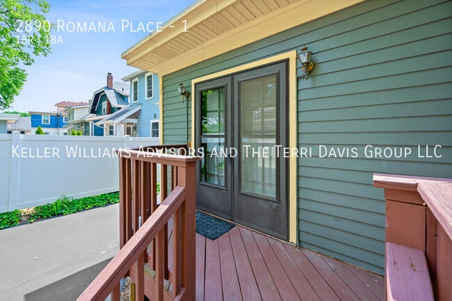 Building Photo - 2890 Romana Pl