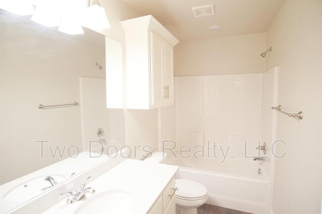 Building Photo - 11520 Keystone Cir