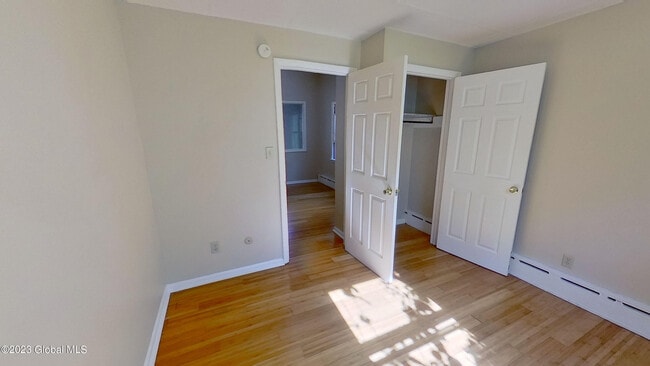 Building Photo - 420 Delaware Ave