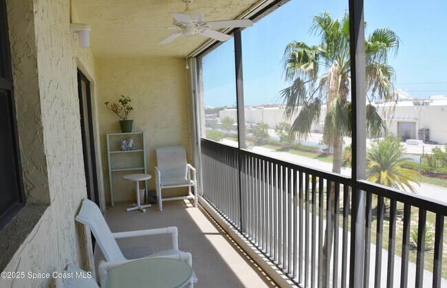 Building Photo - 500 Palm Springs Blvd