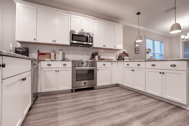 Building Photo - 8 Pintail Blvd
