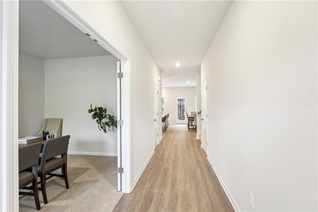 Building Photo - 80 Proust Cir